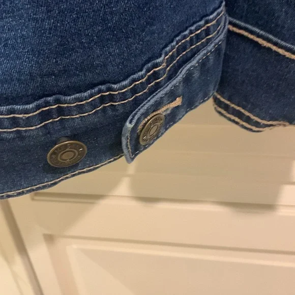 Sequin ‘evil eye’ denim jacket 100% cotton🪬 - Picture 4 of 5